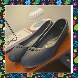 CROCS Black Women's Flats Size 9